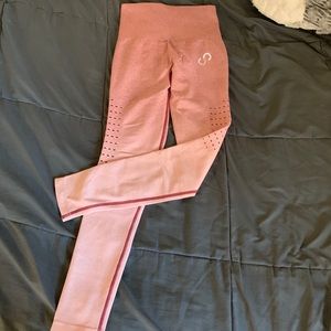 Curves in Combat boots Ombré Leggings